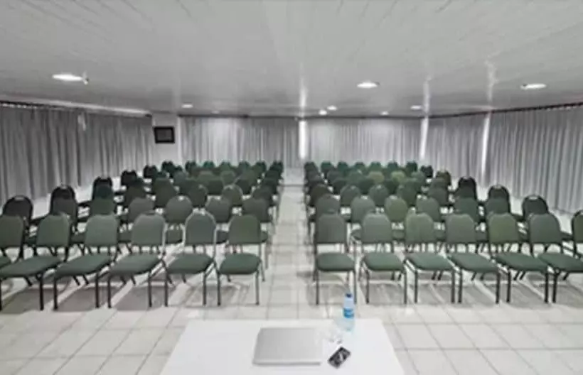 فندق Iracema Travel