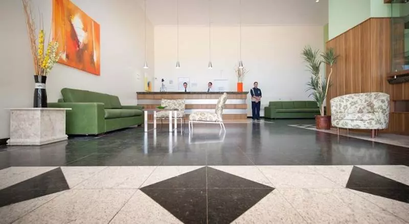 فندق Iracema Travel