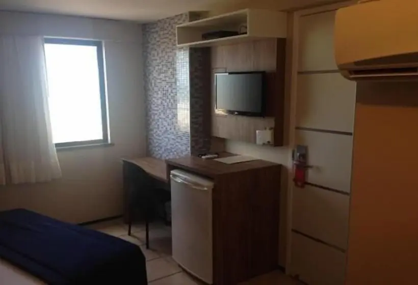 ホテル Iracema Travel