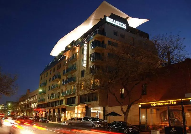 Отель Majestic Roof Garden