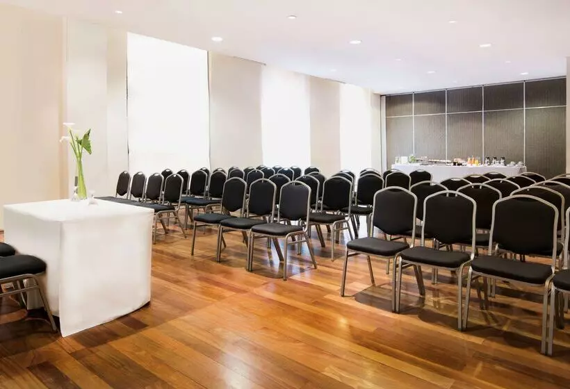 בית מלון כפרי NH Mendoza Cordillera