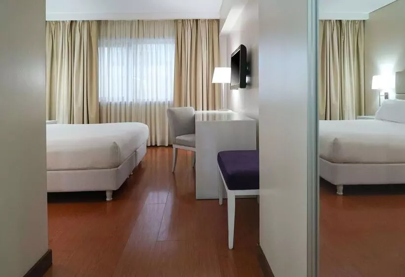 בית מלון כפרי NH Mendoza Cordillera