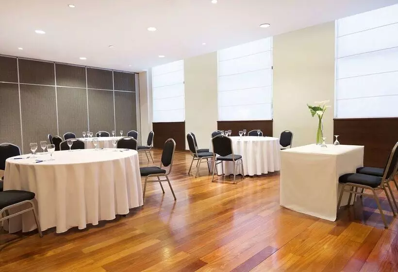 בית מלון כפרי NH Mendoza Cordillera