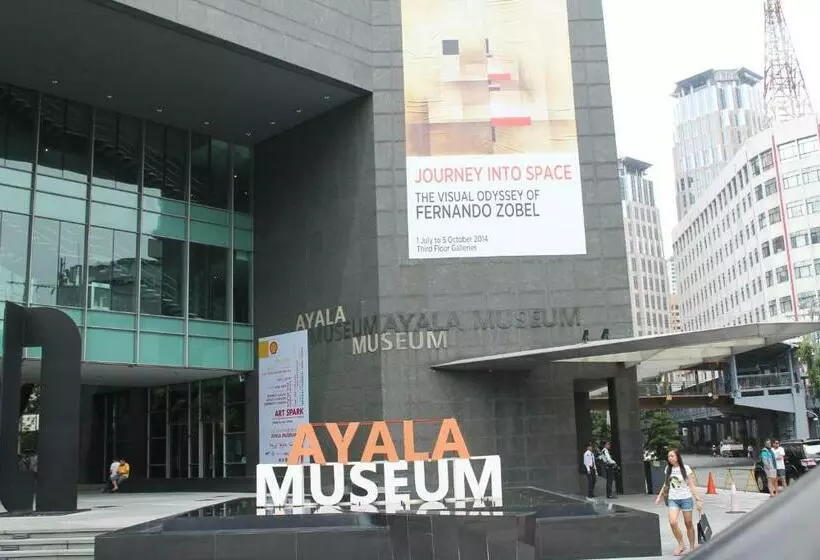 Hotel Oxford Suites Makati