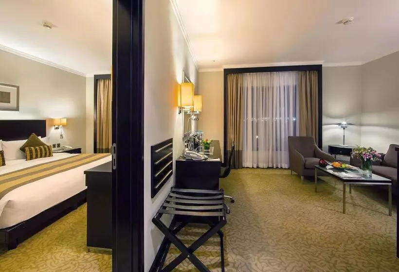 هتل Ramada Plaza By Wyndham Dubai Deira