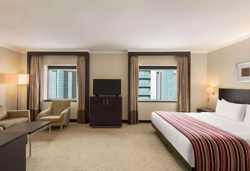 هتل Ramada Plaza By Wyndham Dubai Deira