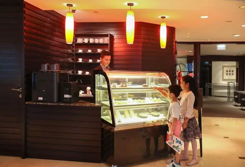 هتل Ramada Plaza By Wyndham Dubai Deira