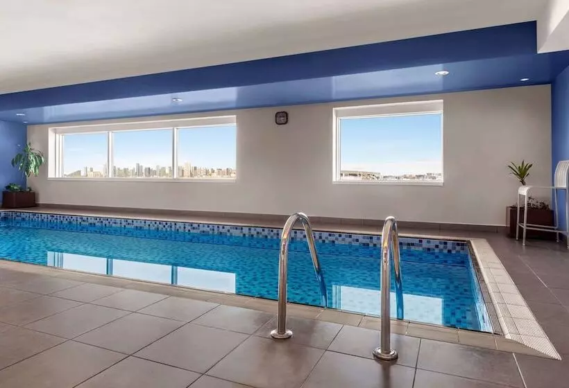 هتل Ramada Plaza By Wyndham Dubai Deira