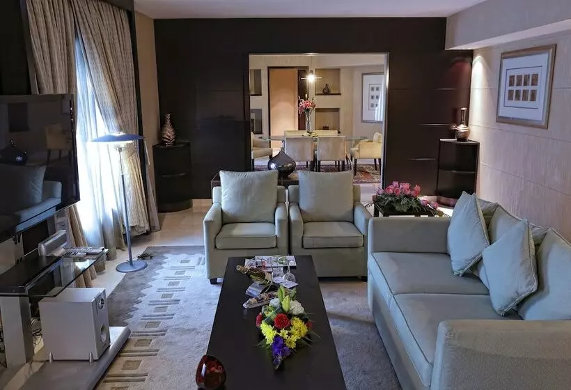 هتل Ramada Plaza By Wyndham Dubai Deira