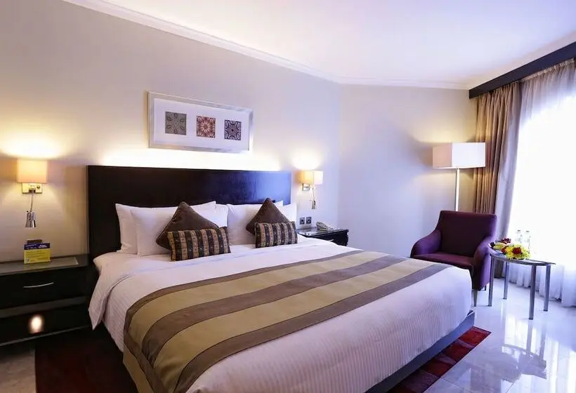 هتل Ramada Plaza By Wyndham Dubai Deira