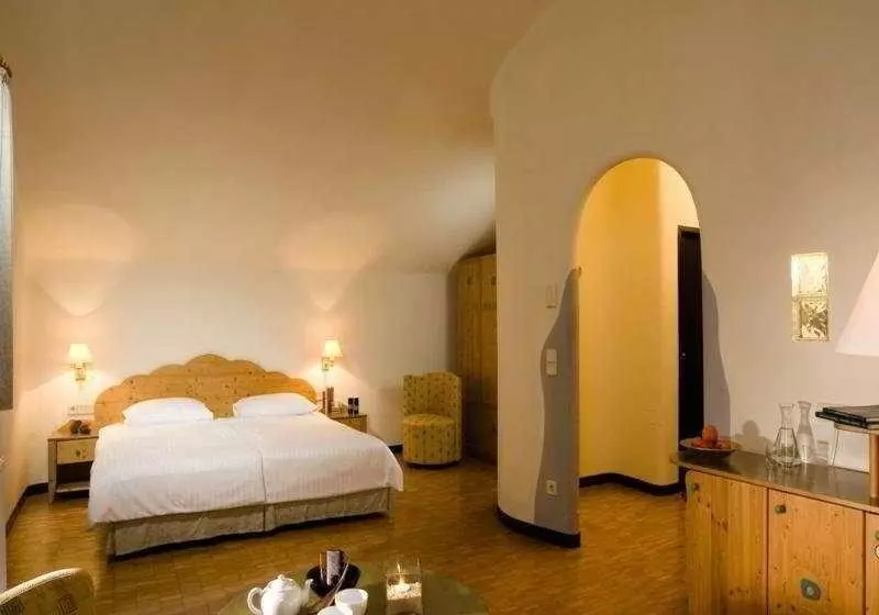 호텔 Rogner Bad Blumau