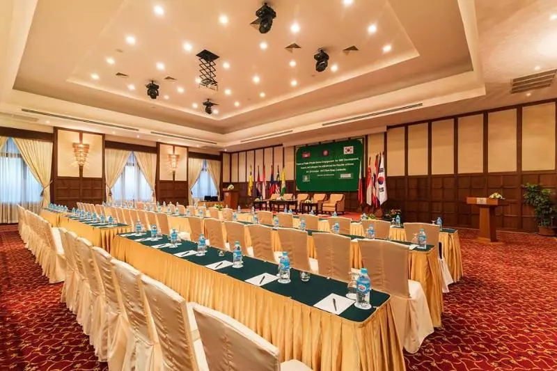 酒店 Royal Angkor Resort & Spa