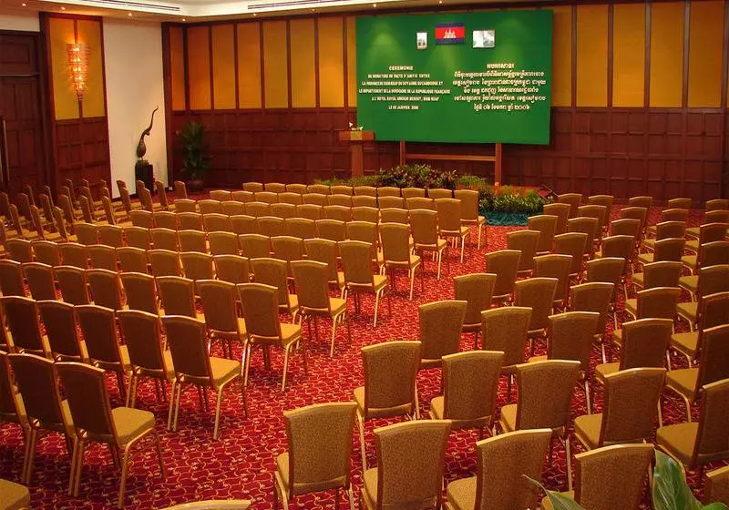 酒店 Royal Angkor Resort & Spa