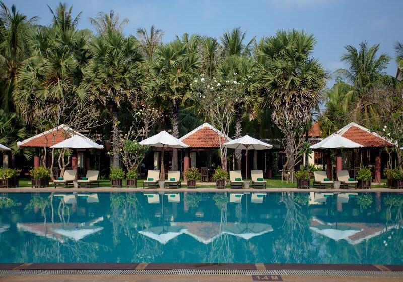 هتل Royal Angkor Resort & Spa