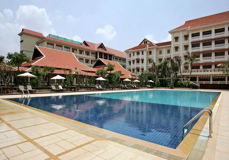 酒店 Royal Angkor Resort & Spa