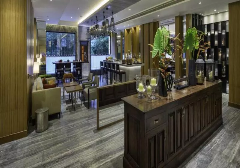 ホテル The Raintree, St. Mary’s Road