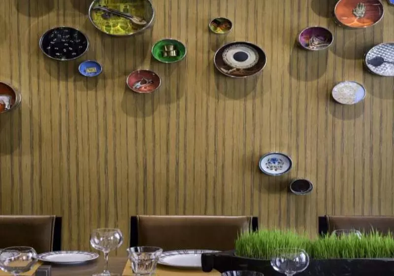 ホテル The Raintree, St. Mary’s Road