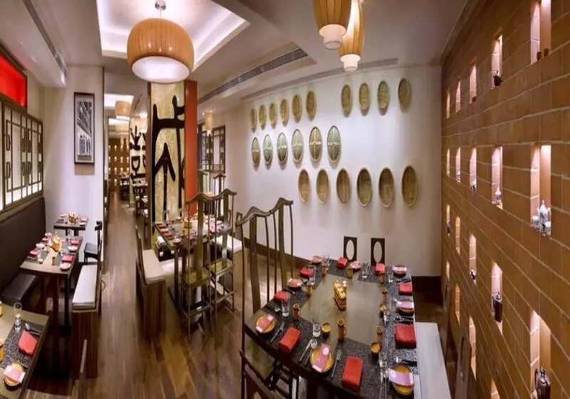 ホテル The Raintree, St. Mary’s Road