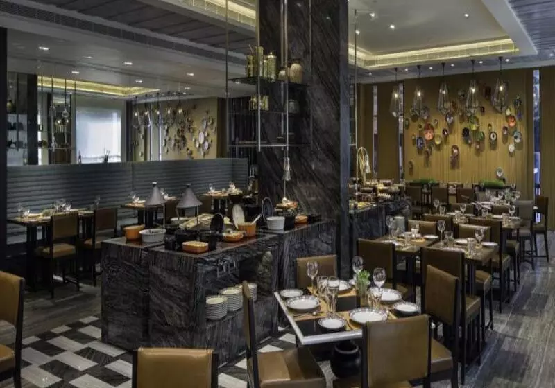 ホテル The Raintree, St. Mary’s Road