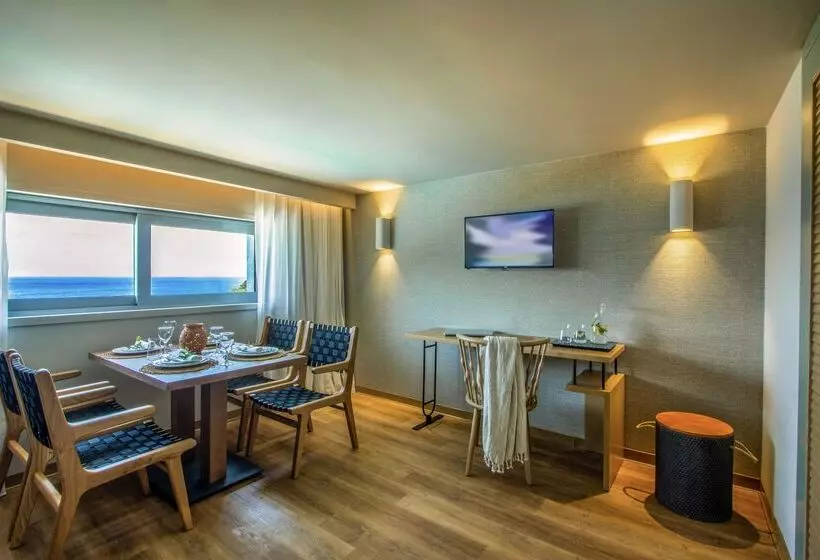 호텔 Wyndham Grand Mirabello