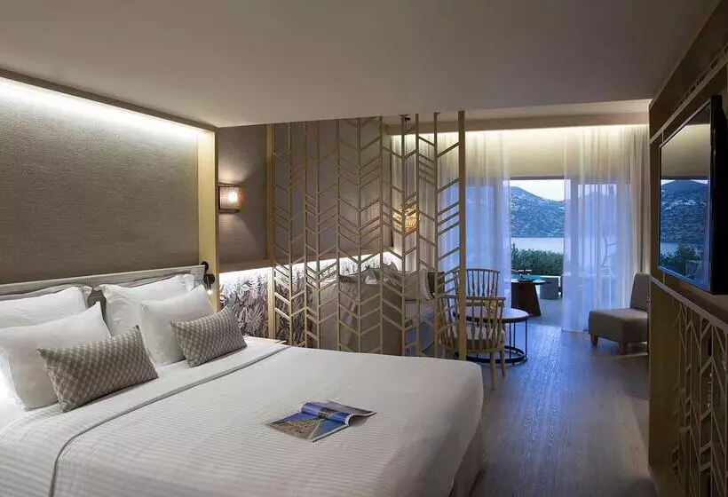 호텔 Wyndham Grand Mirabello