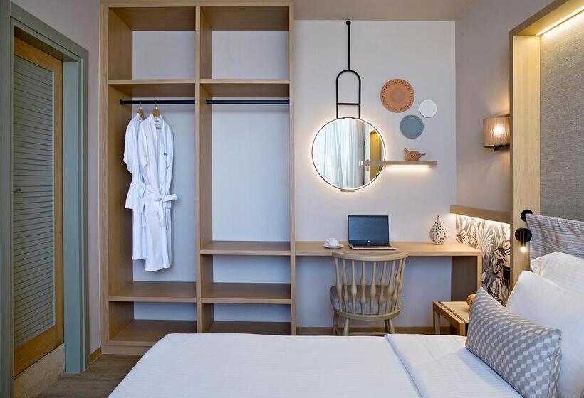 هتل Wyndham Grand Mirabello