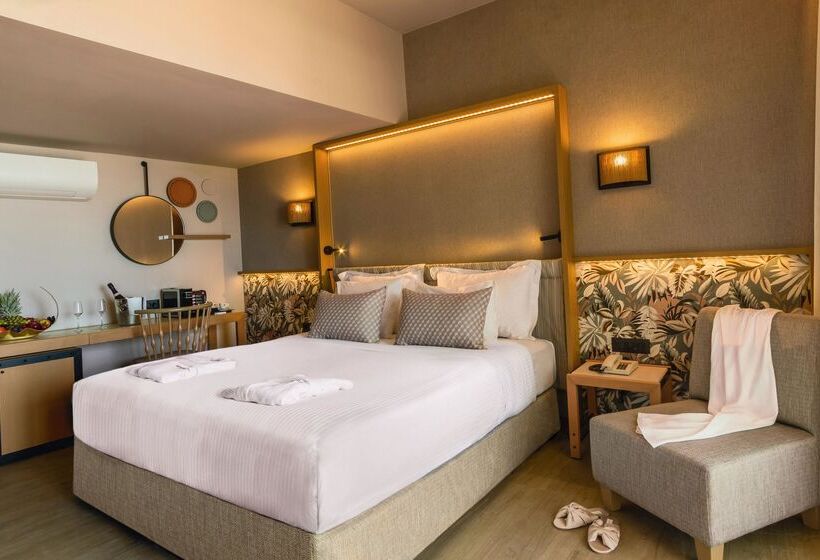 هتل Wyndham Grand Mirabello