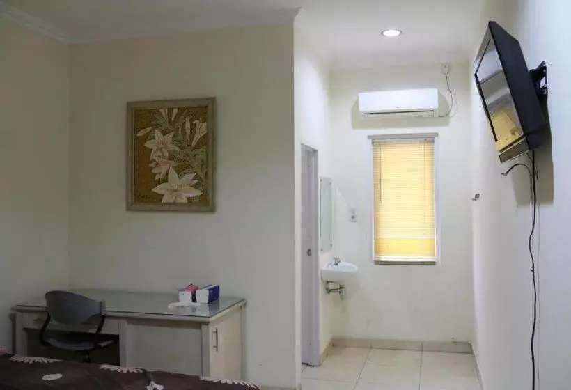 Herberge Cinere Inn & Residence