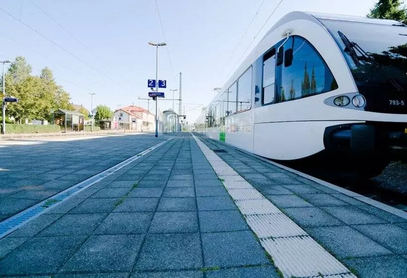 Bahnhof Erzingen, Hotel, Coffee & More