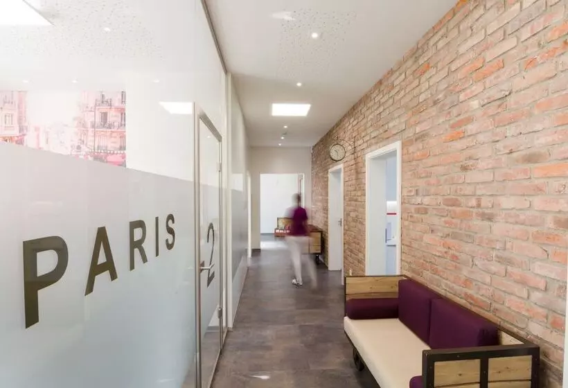 Bahnhof Erzingen, Hotel, Coffee & More