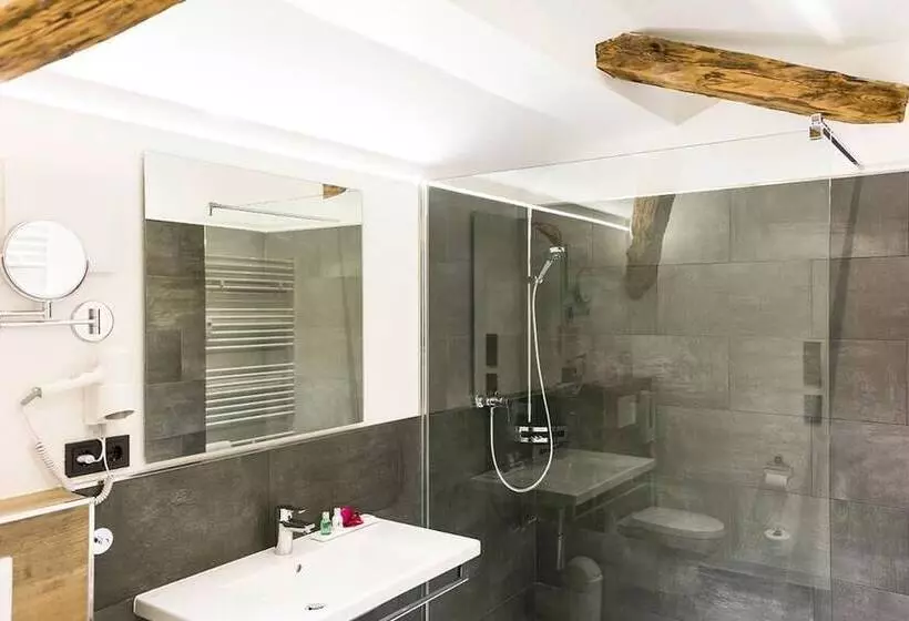 Bahnhof Erzingen, Hotel, Coffee & More