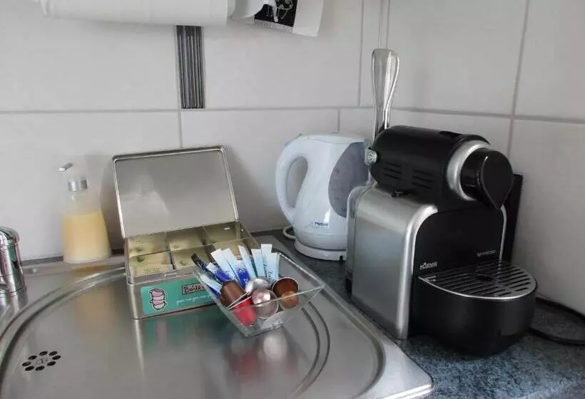 Aamiaismajoitus (B&B) Bnb Pavillon Paisible