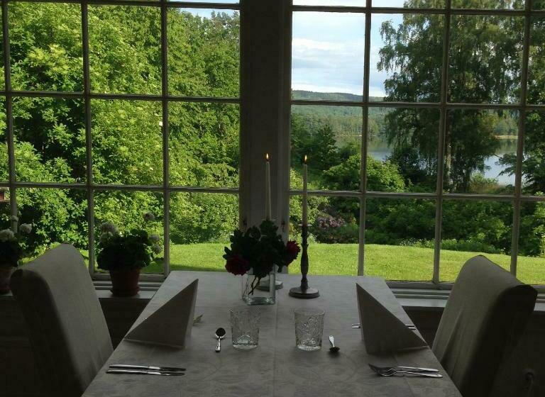 Fredriksons Vilt, Vin & Pensionat