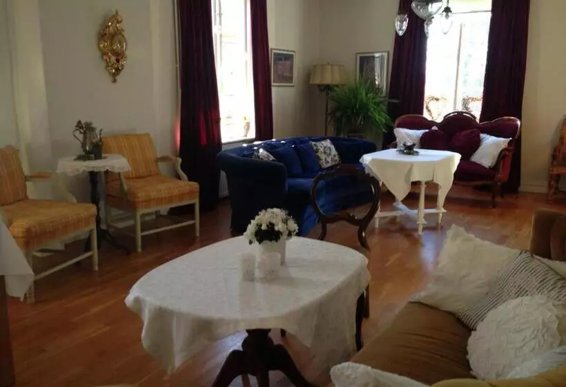 Fredriksons Vilt, Vin & Pensionat