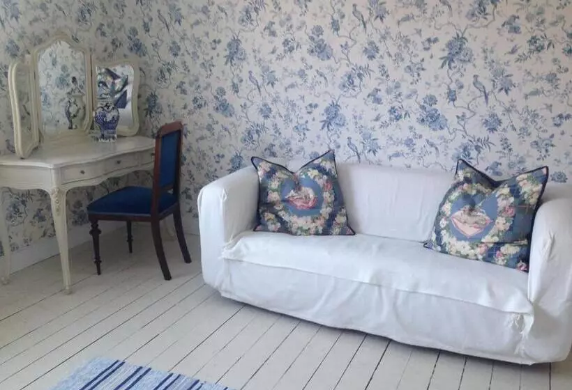 Fredriksons Vilt, Vin & Pensionat