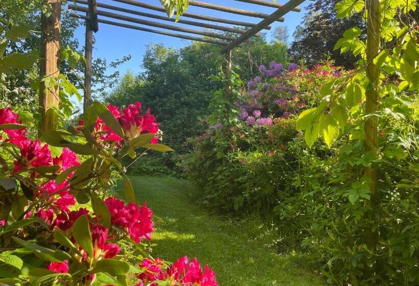 Fredriksons Vilt, Vin & Pensionat