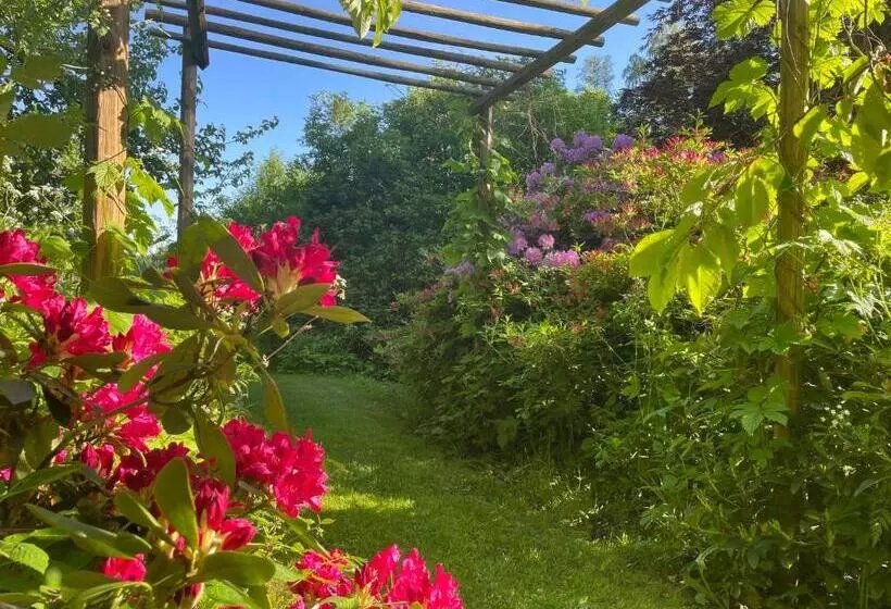 Fredriksons Vilt, Vin & Pensionat