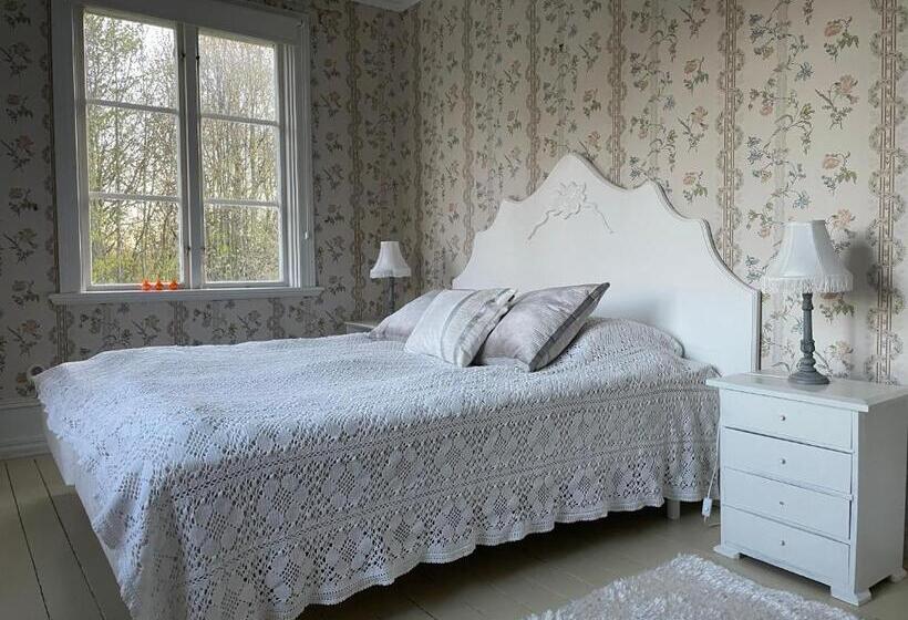 Fredriksons Vilt, Vin & Pensionat