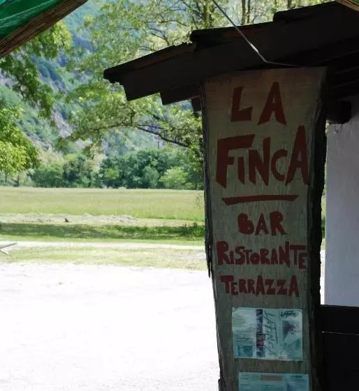 ホテル Agriturismo La Finca