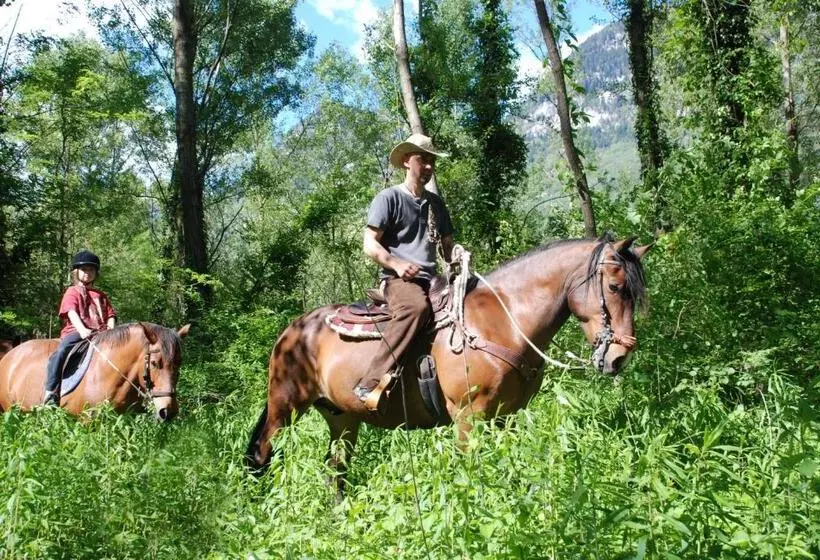 ホテル Agriturismo La Finca