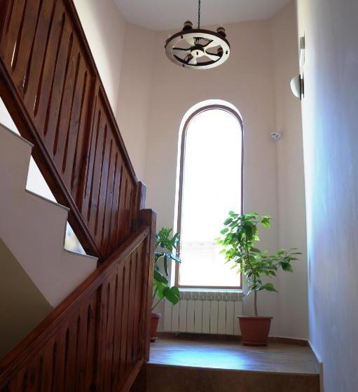 فندق Family Complex Krisbo