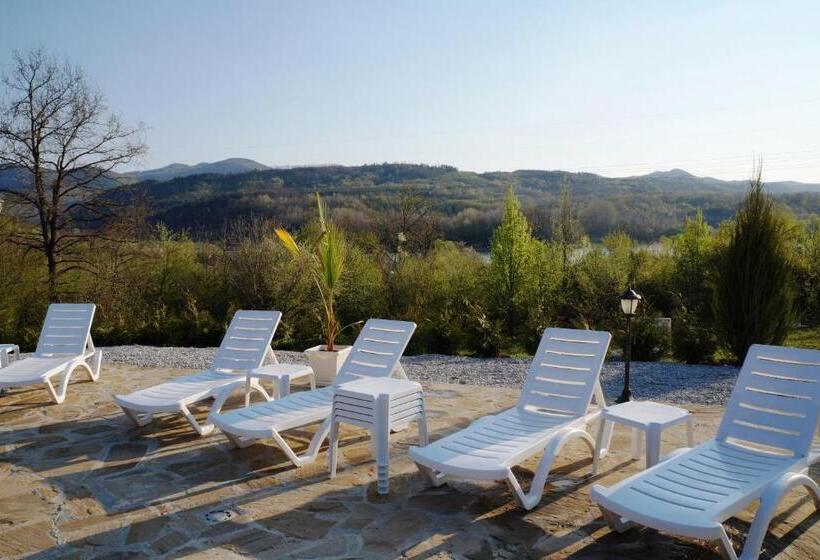 فندق Family Complex Krisbo