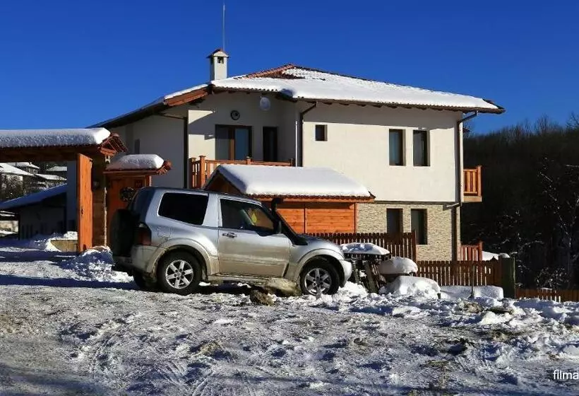 هتل Family Complex Krisbo