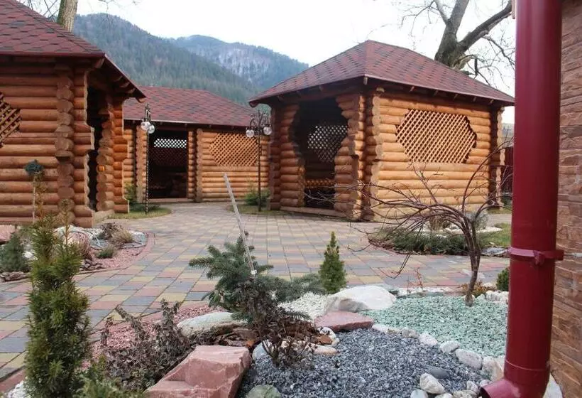 Hotelli Gostyniy Dvir Synevir