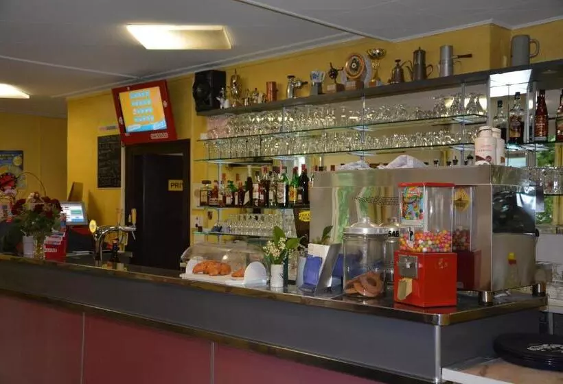 ホテル Ristorante Bironico