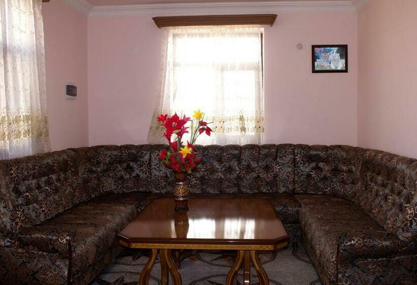 Hotel Tatev Shinuhayr