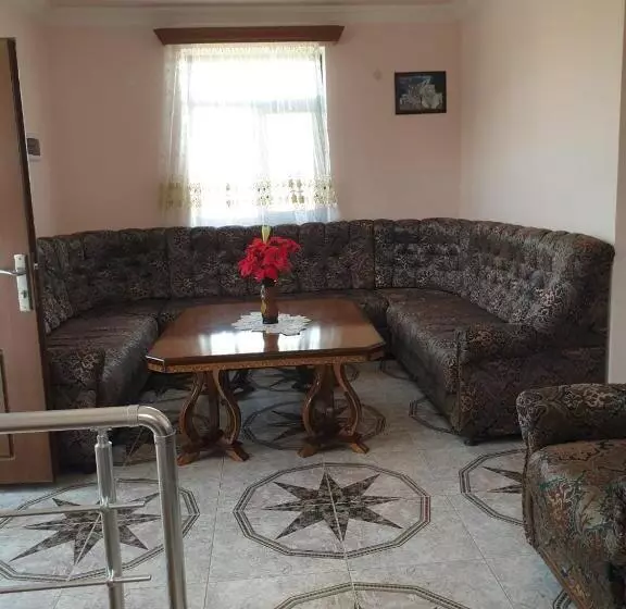 Hotelli Tatev Shinuhayr