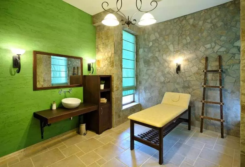 Midalidare Hotel & Spa