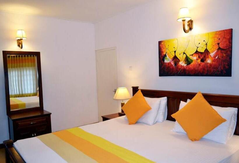 Pensione Clovefield Villa