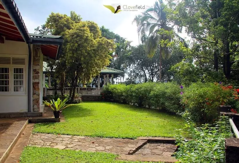 Majatalo Clovefield Villa